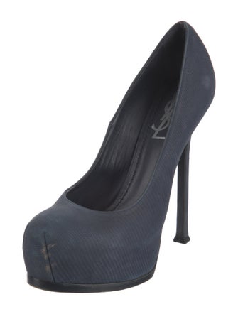 Yves Saint Laurent Suede Pumps