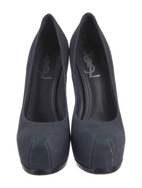 Yves Saint Laurent Suede Pumps