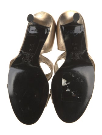 Yves Saint Laurent Leather Sandals