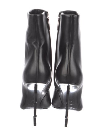 Yves Saint Laurent Leather Boots