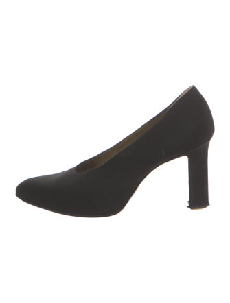 Yves Saint Laurent Pumps