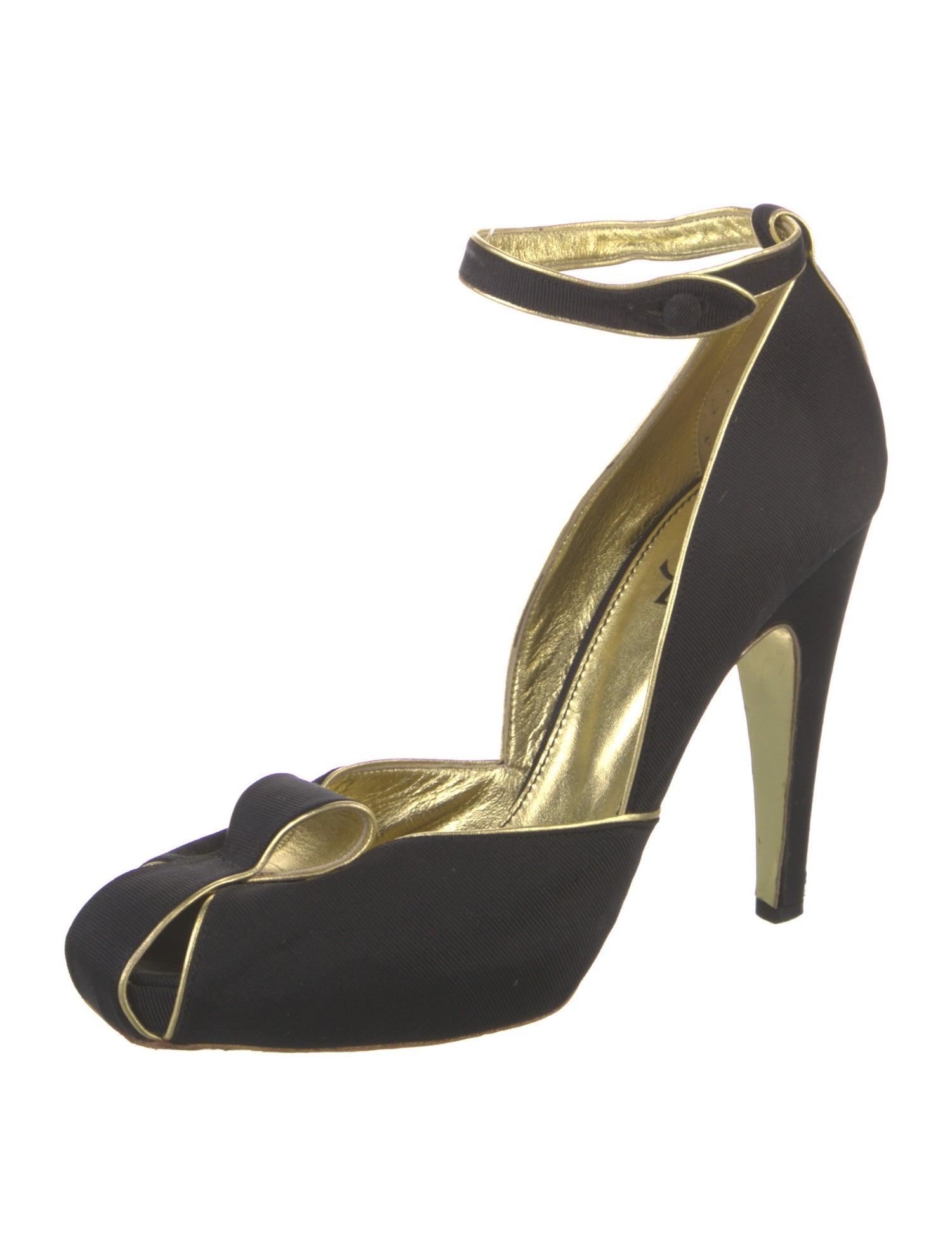 Yves Saint Laurent D'Orsay Pumps