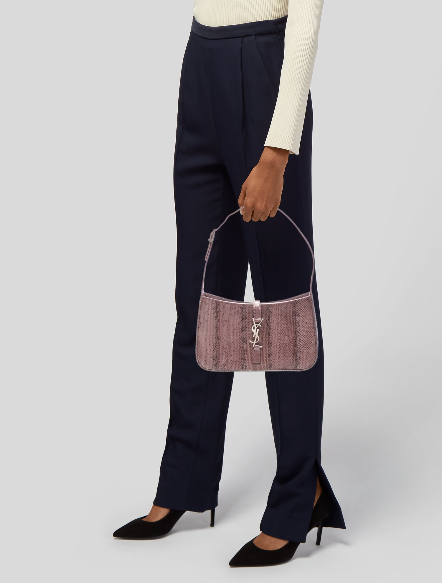 Saint Laurent Leather Le 5 à 7