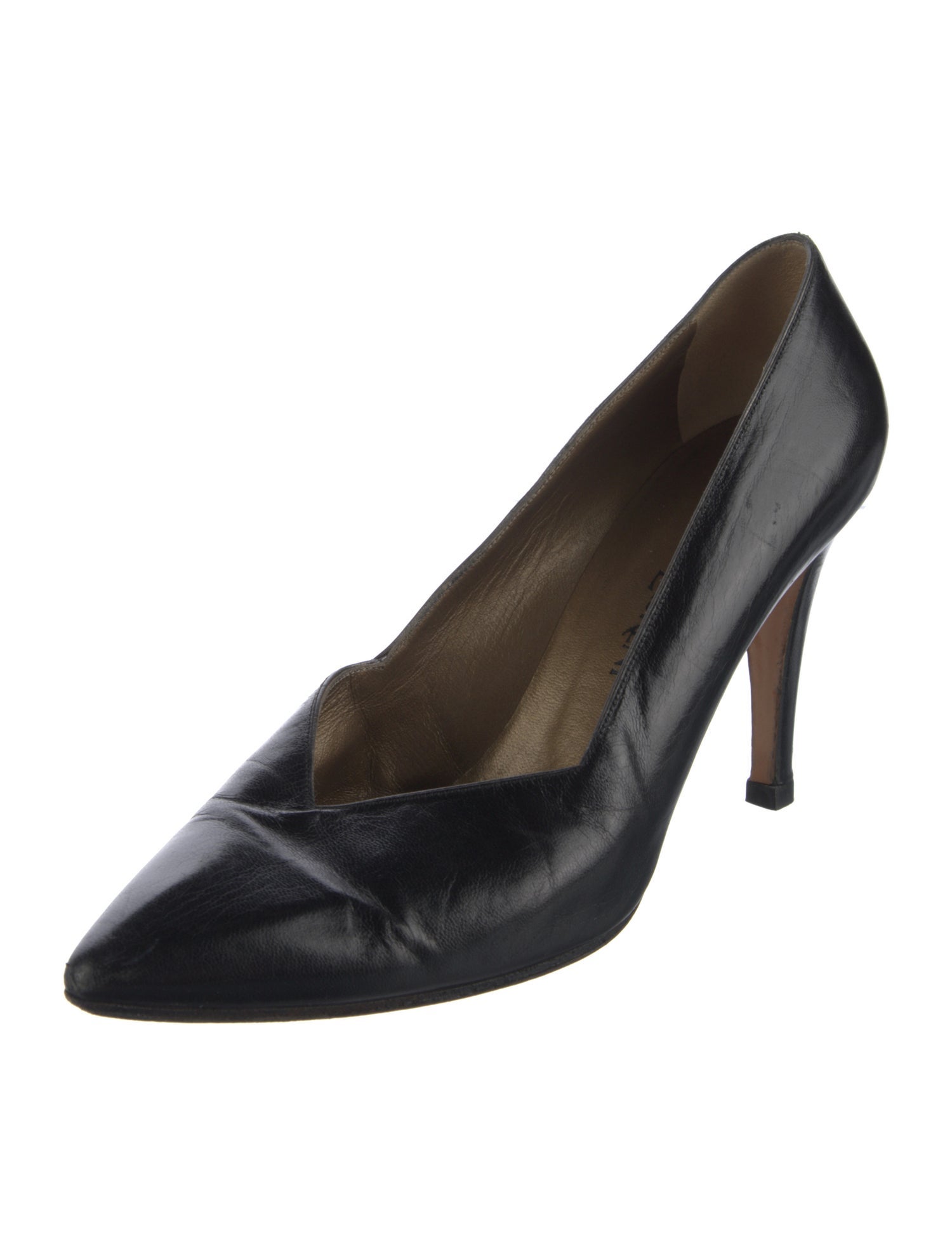 Yves Saint Laurent Leather Pumps