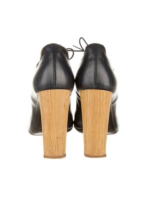 Yves Saint Laurent Booties