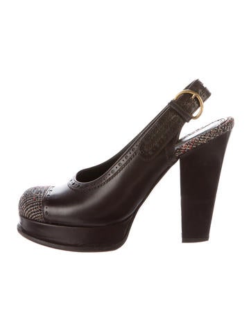 Yves Saint Laurent Leather Mylord Pumps