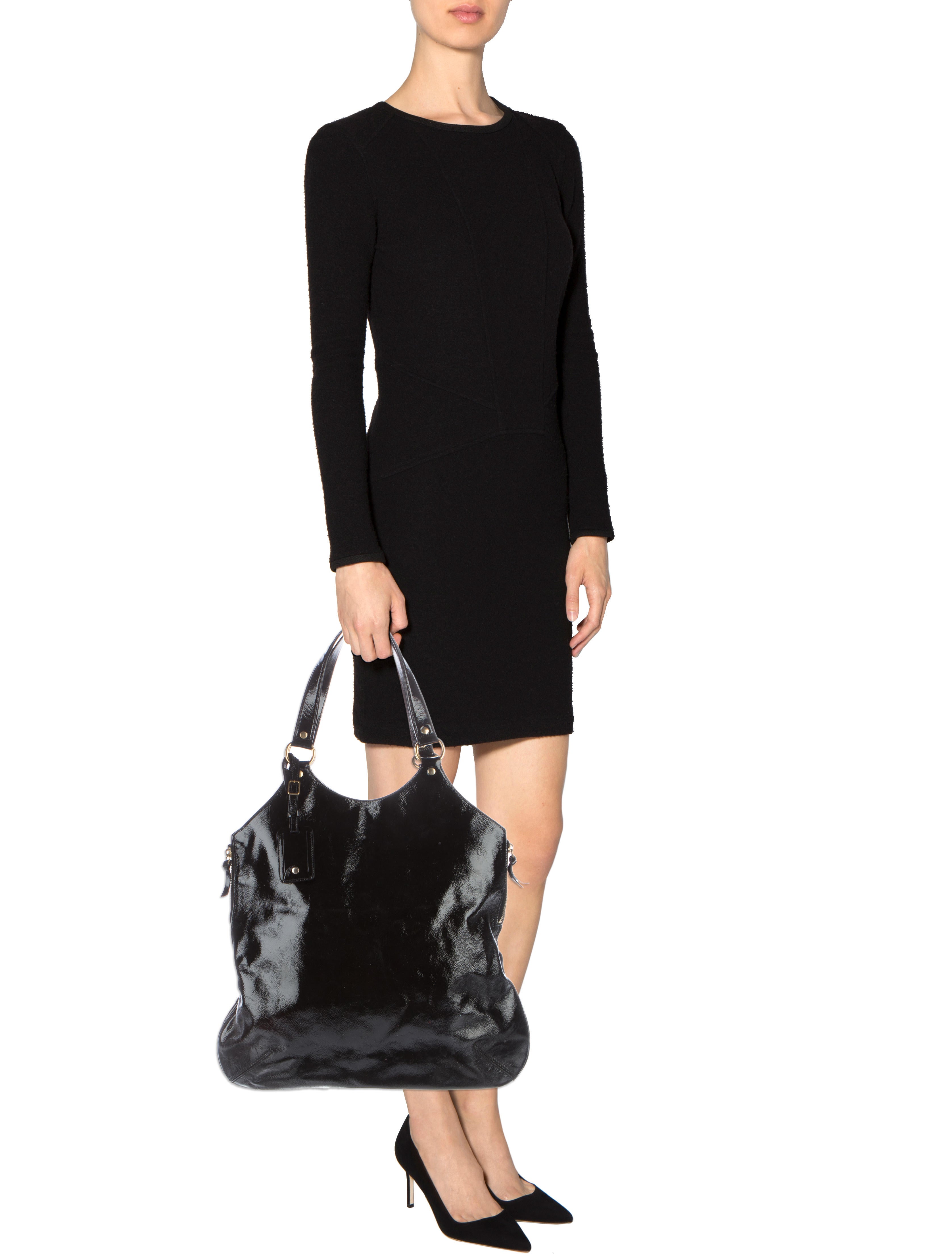 Yves Saint Laurent Patent Leather Tribute Tote Handbags YVE60638