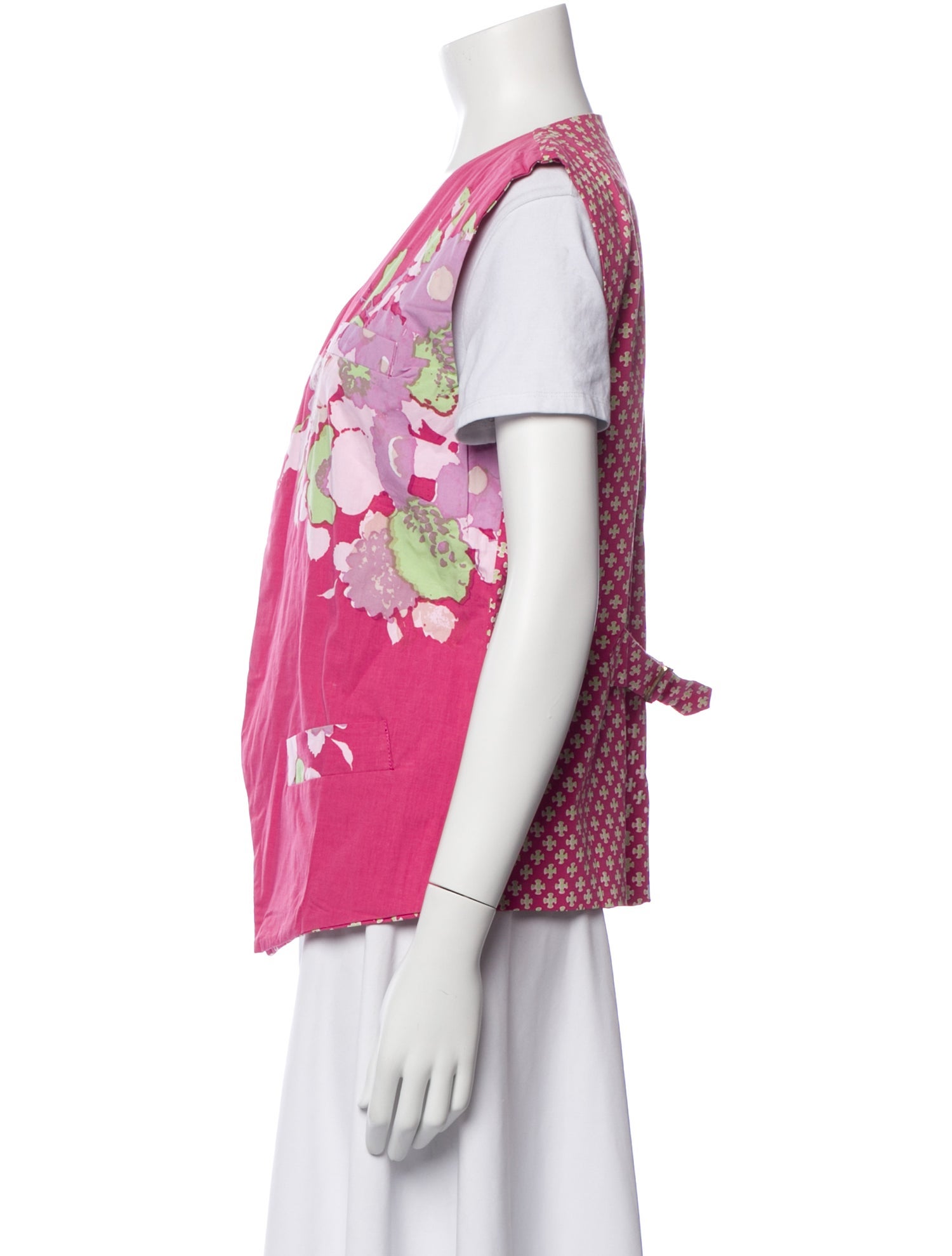 Yvonne S Floral Print V-Neck Top