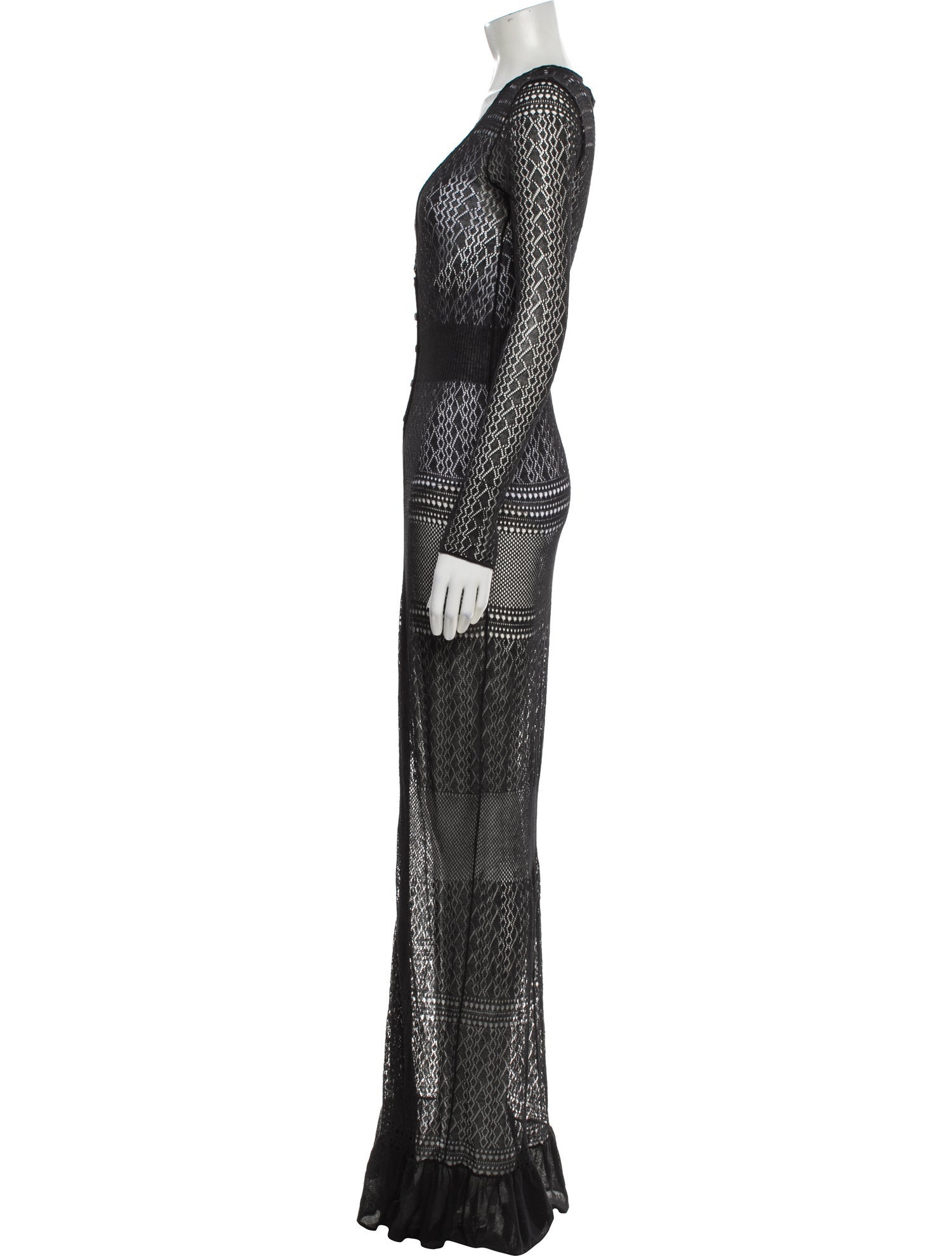 zac posen lace dress Delicate details define the Layered Lace Gown making it a timeless black dress. #ZacPosenWorld