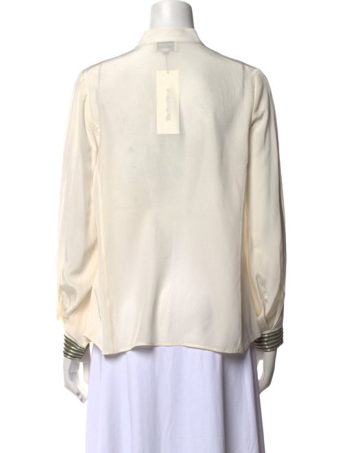 Zeus + Dione Colorblock Pattern V-Neck Blouse