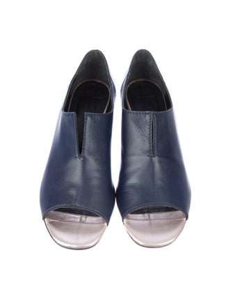 Zero + Maria Cornejo Flo Wedges