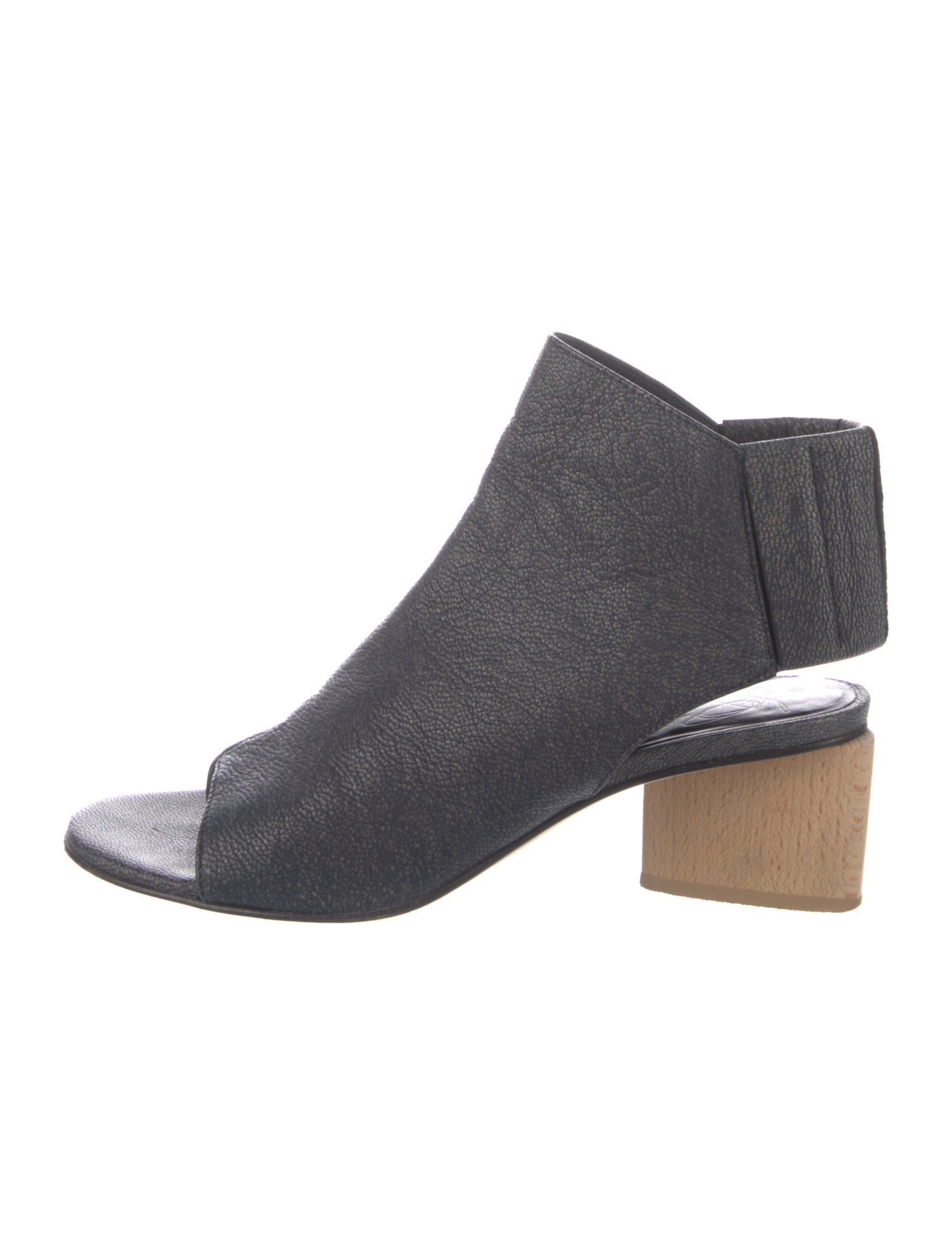 Zero + Maria Cornejo Leather Slingback Sandals