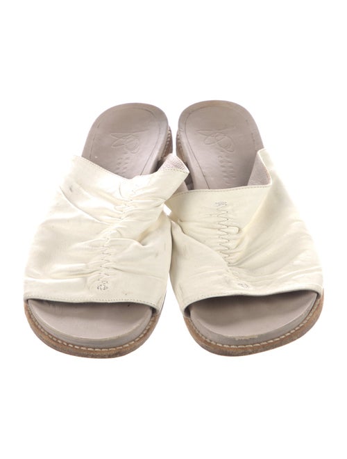 Zero + Maria Cornejo Leather Slides