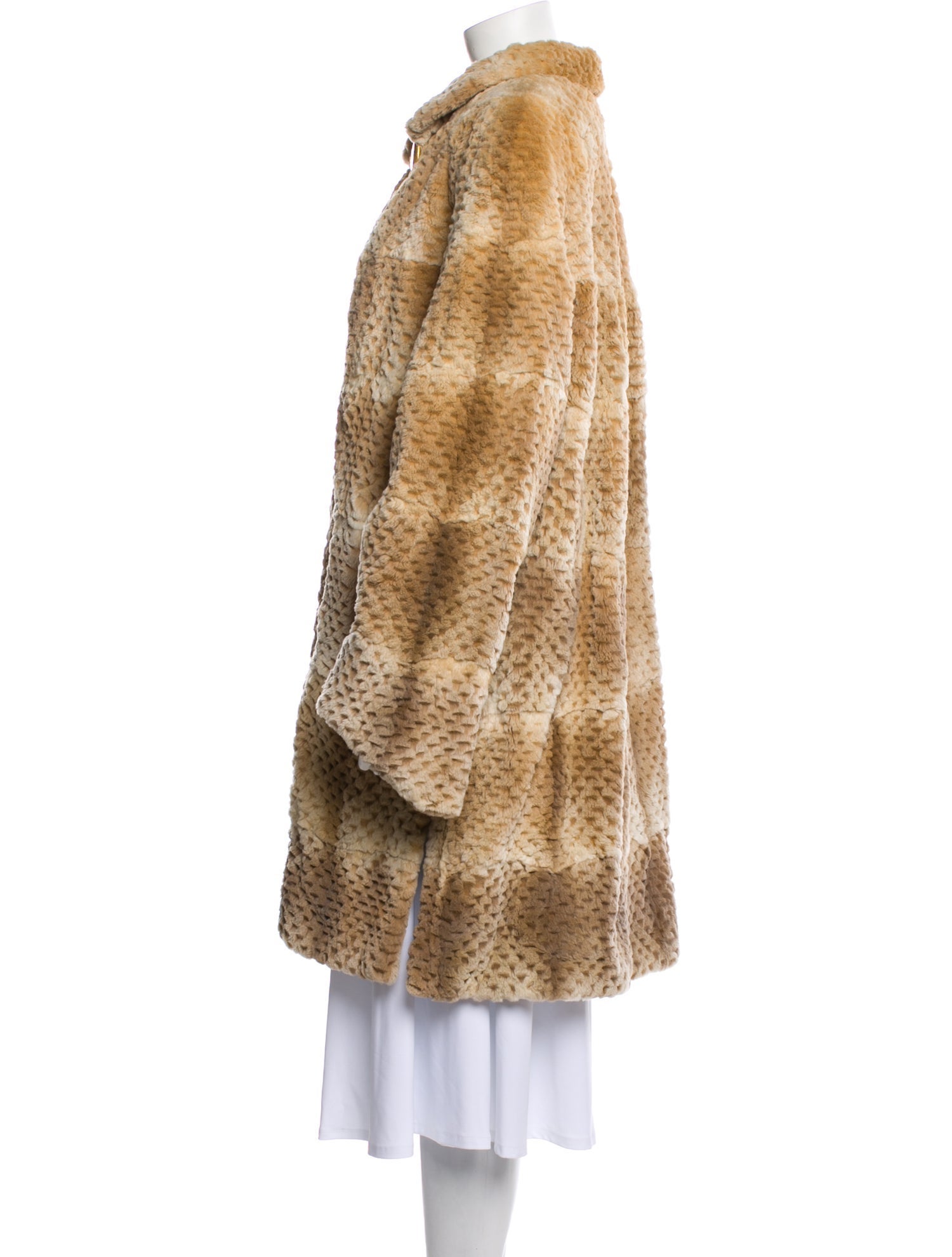 Zuki Vintage Fur Faux Fur Coat